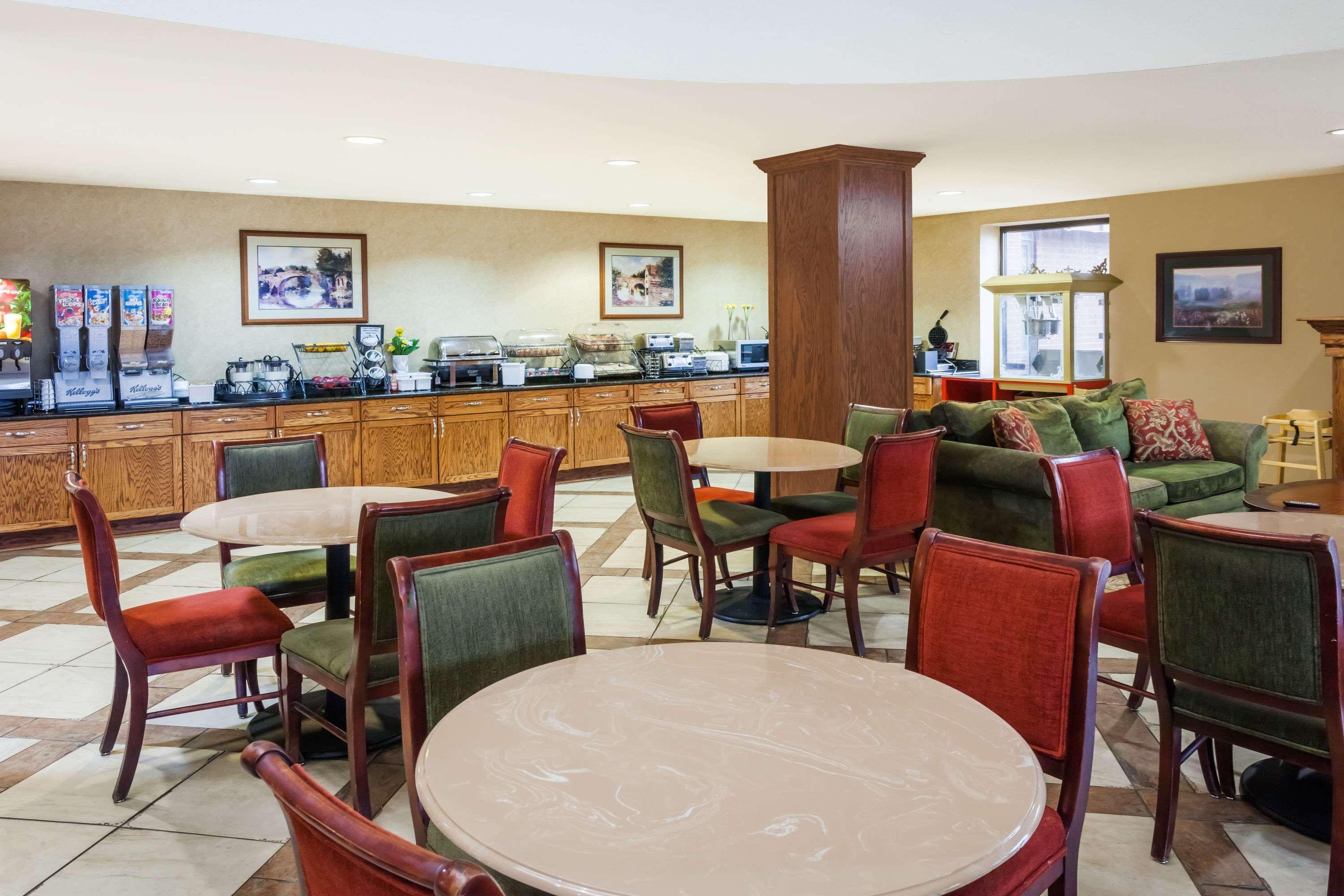Hotel Baymont By Wyndham Elkhart Zewnętrze zdjęcie
