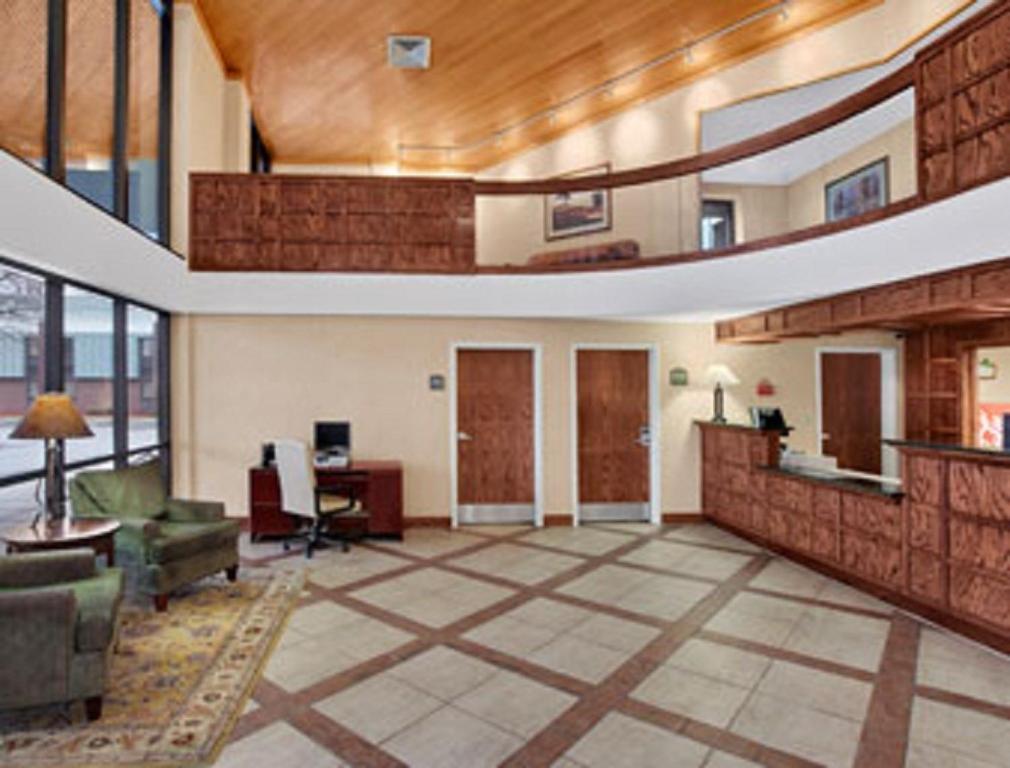 Hotel Baymont By Wyndham Elkhart Zewnętrze zdjęcie